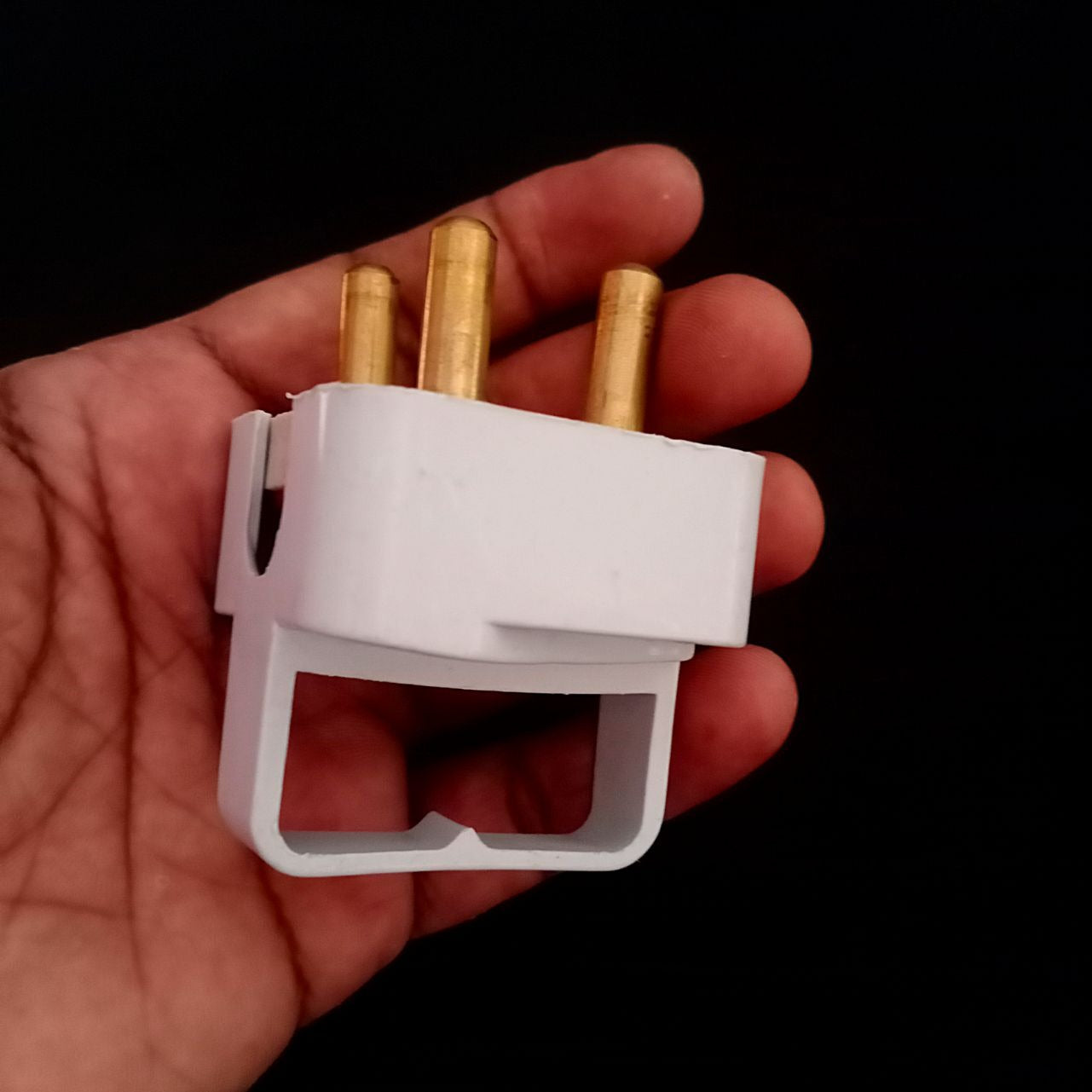 30A 3 Pin Heavy Duty Plug